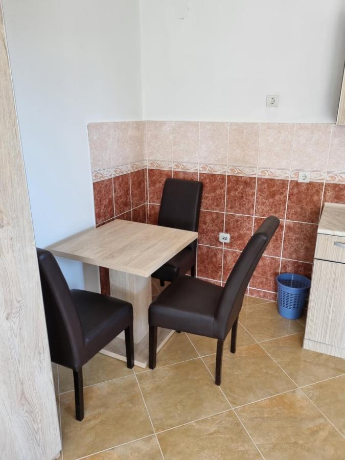 Apartmani Ani Bar Exterior photo