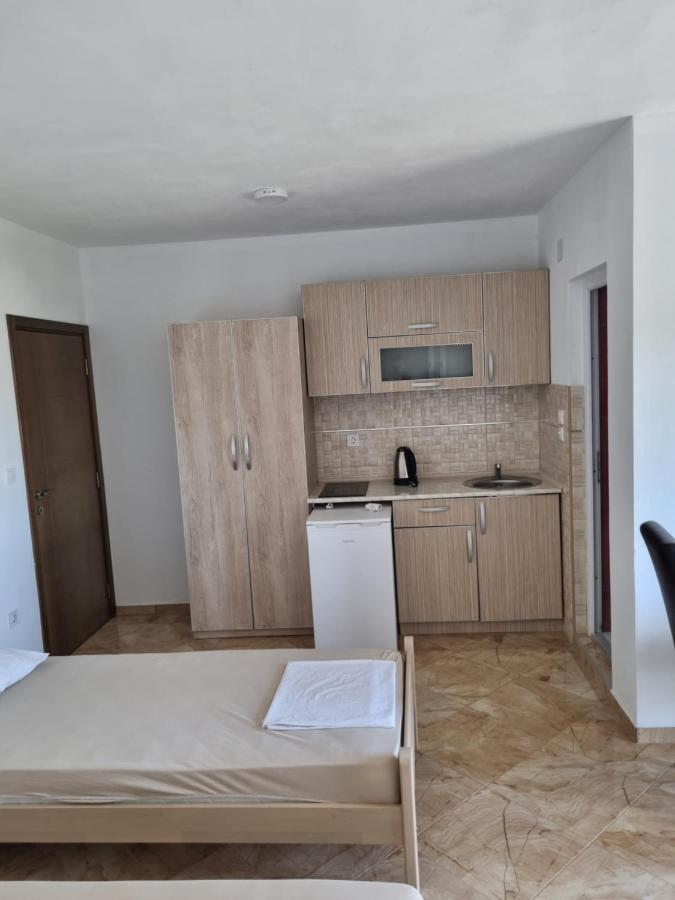 Apartmani Ani Bar Exterior photo